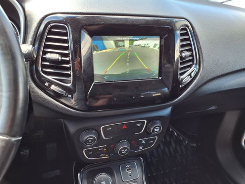 Used 2020 Jeep Compass Latitude AWD/4WD image 20
