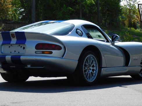 Used 1999 Dodge Viper GTS image 24