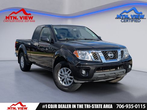 Used 2020 Nissan Frontier SV image 1