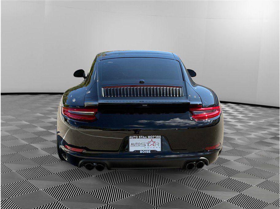 Used 2017 Porsche 911 Carrera RWD image 4