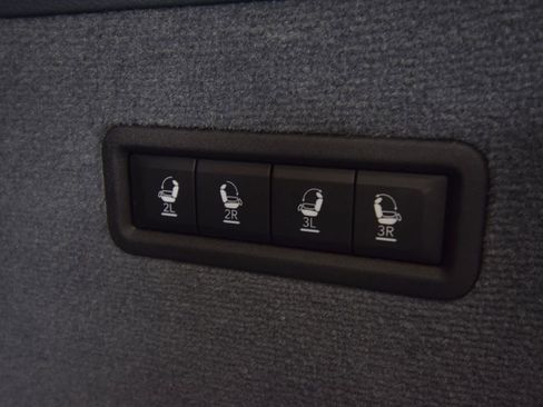 New 2024 Jeep Grand Wagoneer Series III AWD/4WD image 45