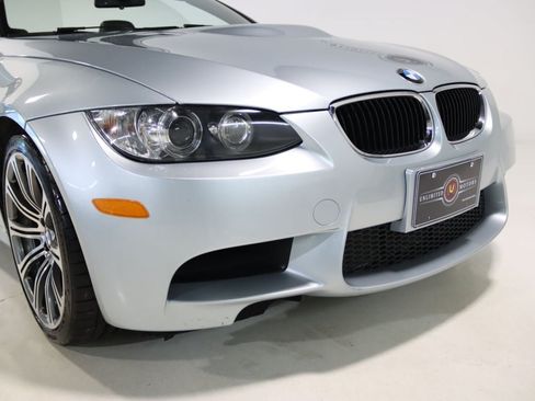 Used 2011 BMW M3 Convertible RWD image 29