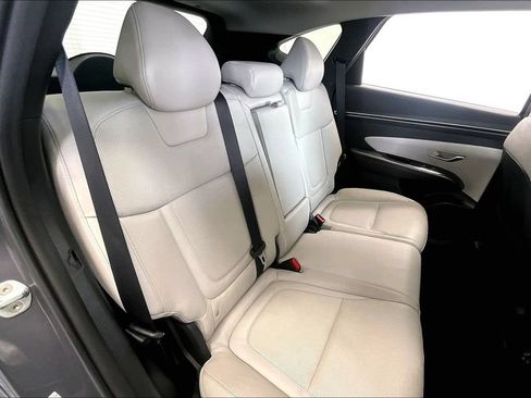 Certified 2022 Hyundai Tucson Limited AWD/4WD image 28
