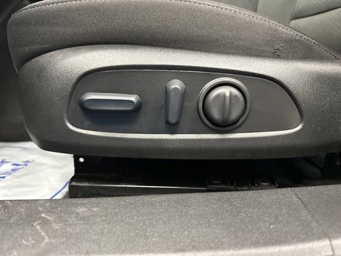 Certified 2025 Chevrolet Malibu LT image 24