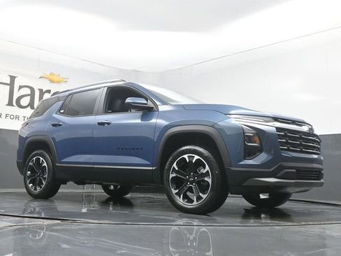 New 2026 Chevrolet Equinox LT w/ Convenience Package II image 2