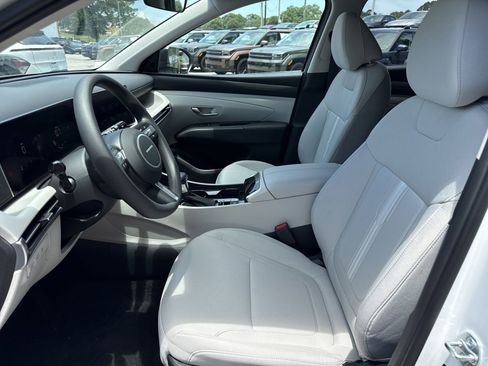 New 2025 Hyundai Tucson SEL image 10