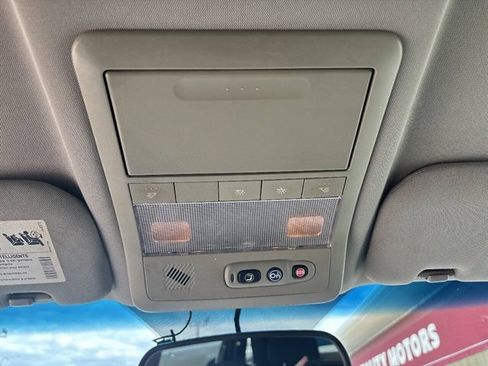 Used 2014 Chevrolet Captiva Sport LT FWD image 8