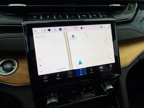 Used 2022 Jeep Grand Cherokee Summit image 16