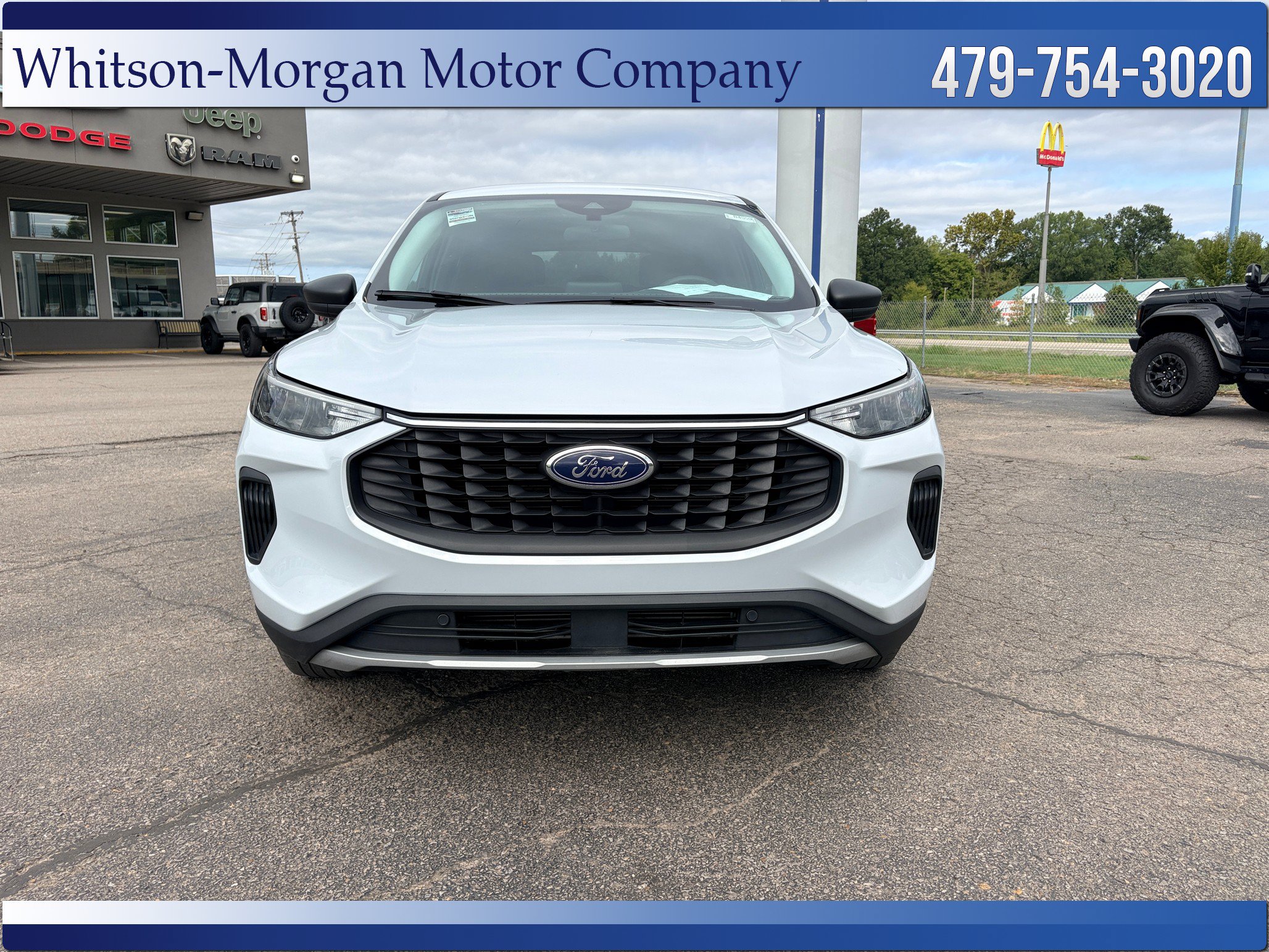 Used 2025 Ford Escape Active AWD/4WD image 2