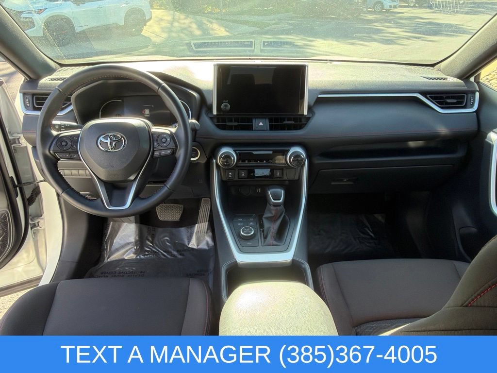 Used 2025 Toyota RAV4 SE AWD/4WD image 20