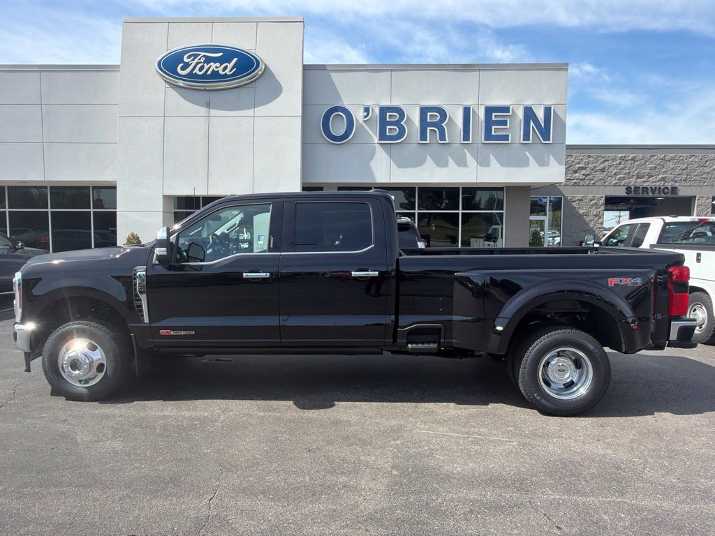 New 2027 Ford F350 Lariat w/ Lariat Ultimate Package AWD/4WD image 2