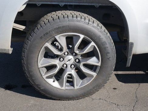 Used 2022 Chevrolet Silverado 1500 RST w/ Z71 Off-Road Package image 13