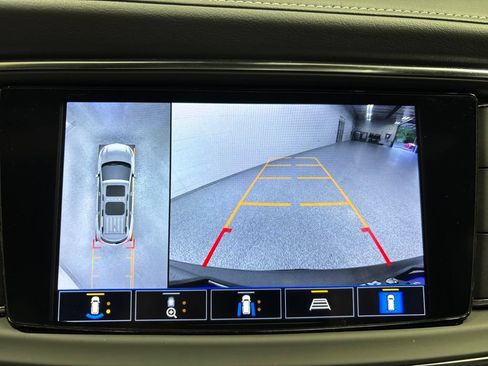 Used 2023 Buick Enclave Essence w/ Experience Buick Package AWD/4WD image 24
