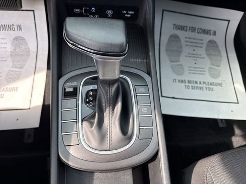 Used 2025 Hyundai Kona SEL image 25