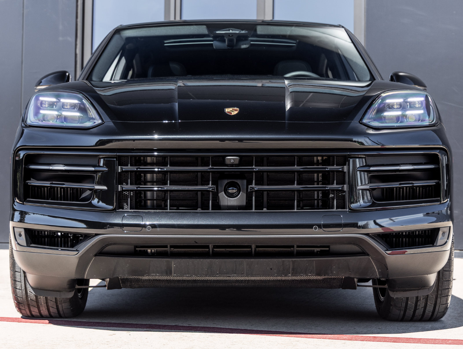Certified 2026 Porsche Cayenne E-Hybrid Coupe AWD/4WD image 8
