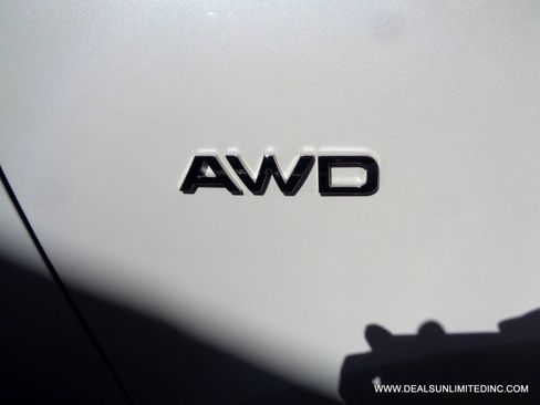 Used 2022 Kia Sportage LX AWD/4WD image 6