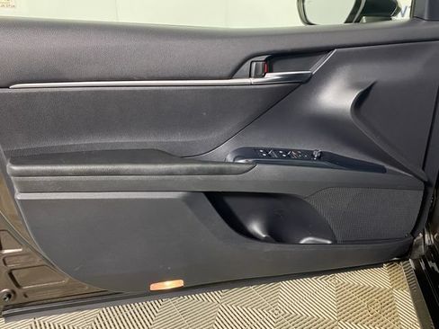 Certified 2018 Toyota Camry LE w/ Moonroof Package FWD image 20