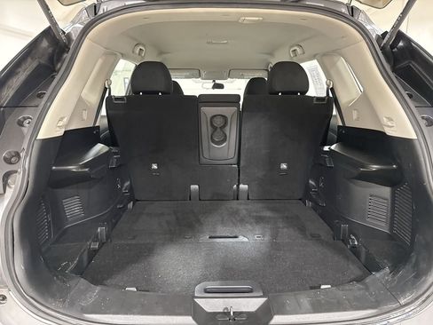 Used 2018 Nissan Rogue S AWD/4WD image 23