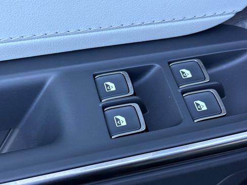 Used 2025 Rivian R1T Adventure image 13