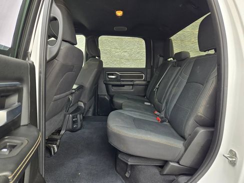 Used 2025 RAM 2500 Big Horn AWD/4WD image 39