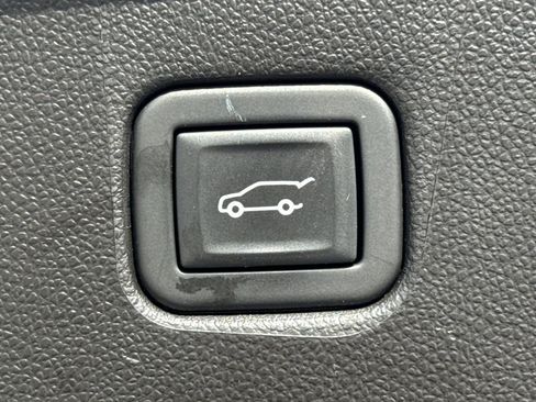 Used 2024 Chevrolet Blazer RS w/ Driver Confidence II Package image 28