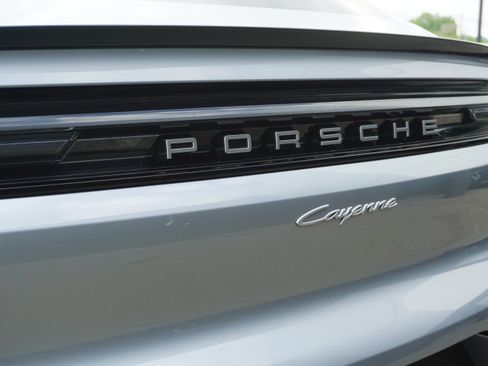Certified 2026 Porsche Cayenne Coupe AWD/4WD image 14