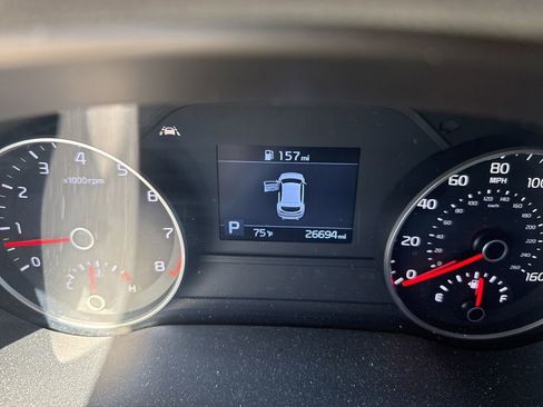 Used 2020 Kia Sportage LX image 6