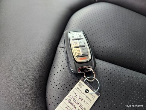 New 2026 Chrysler Voyager LX image 51