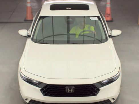 Used 2024 Honda Accord EX image 3