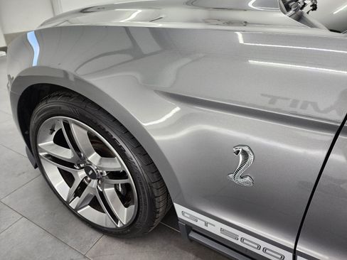 Used 2011 Ford Mustang Shelby GT500 RWD image 38