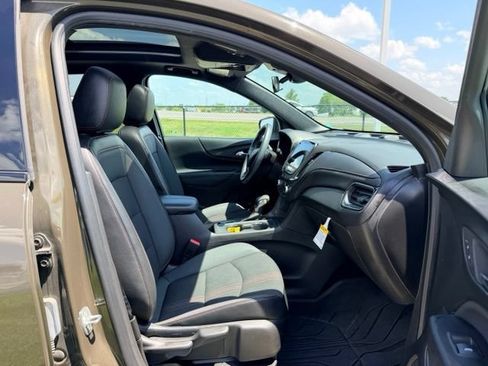 Used 2023 Chevrolet Equinox RS AWD/4WD image 11