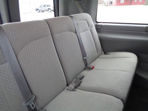 Used 2018 GMC Savana 3500 LT w/ LT Preferred Equipment Group image 37