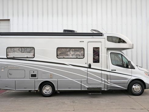 Used 2021 Mercedes-Benz Sprinter 3500 w/ Acoustic Package image 46