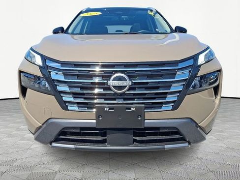 Used 2024 Nissan Rogue SL w/ SL Premium Package AWD/4WD image 2