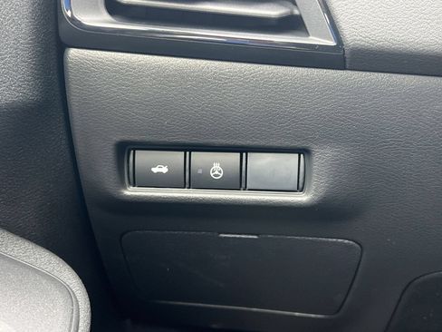 New 2026 Nissan Sentra SV w/ SV Convenience Package FWD image 11