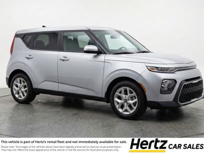 Used 2025 Kia Soul LX w/ LX Technology Package
