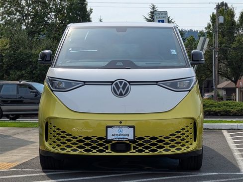 New 2025 Volkswagen ID. Buzz Pro S Plus image 8
