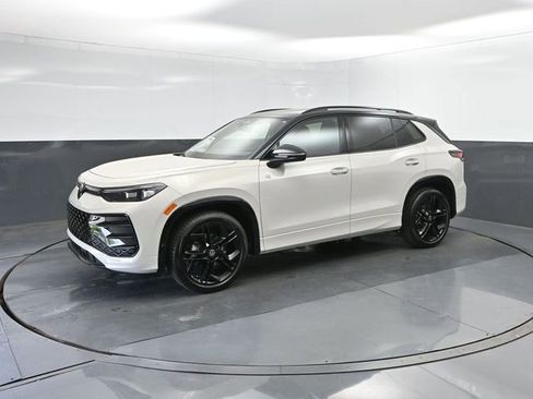 New 2026 Volkswagen Tiguan SE R-Line image 7