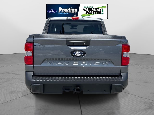 New 2026 Ford Maverick XLT w/ XLT Luxury Package FWD image 5