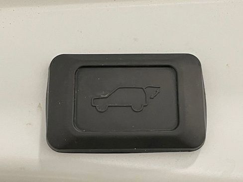 Used 2023 Toyota RAV4 XSE w/ Weather Package AWD/4WD image 13