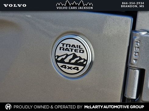 Used 2021 Jeep Wrangler Unlimited Sahara image 32