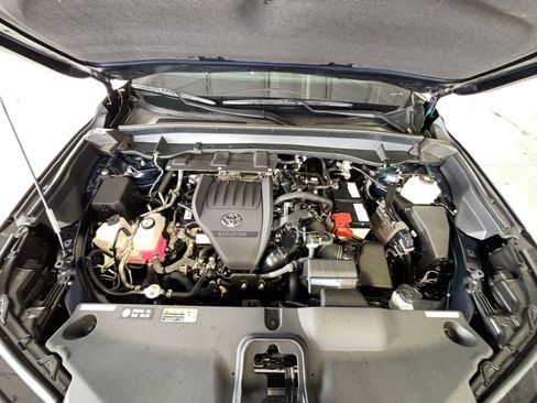 Used 2025 Toyota Grand Highlander LE image 37