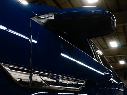 Certified 2025 Volkswagen Atlas Cross Sport SEL Premium R-Line image 87