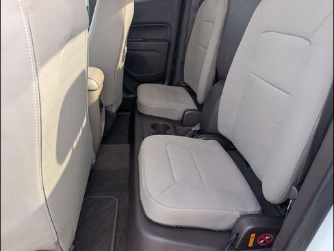 Used 2016 GMC Canyon SLE w/ SLE Convenience Package image 12