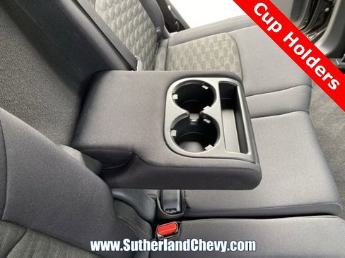 Used 2024 Nissan Pathfinder SV image 36
