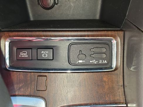 Used 2020 Subaru Ascent Touring w/ Popular Package #3 image 19