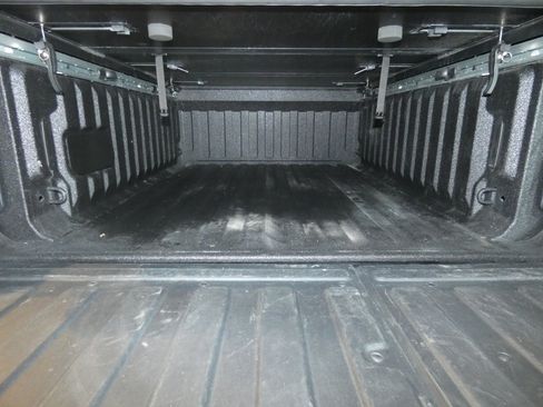 Used 2025 RAM 1500 Big Horn AWD/4WD image 7