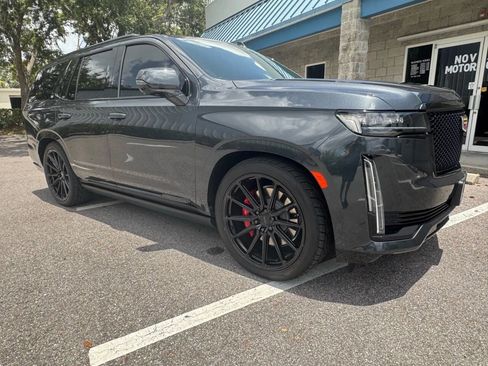 Used 2022 Cadillac Escalade Sport Platinum image 10