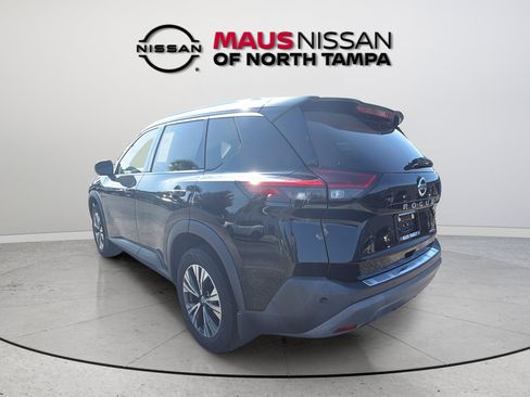 Used 2021 Nissan Rogue SV w/ Premium Package FWD image 9