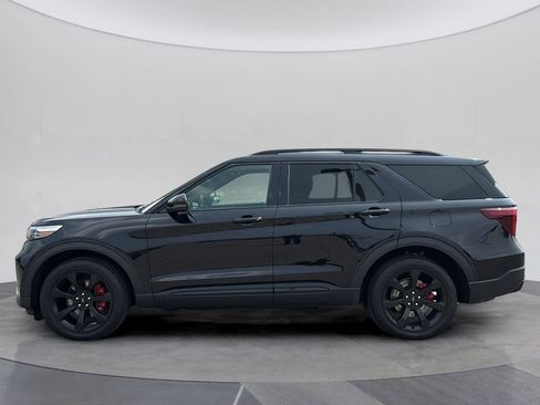 Used 2023 Ford Explorer ST w/ Equipment Group 401A image 2